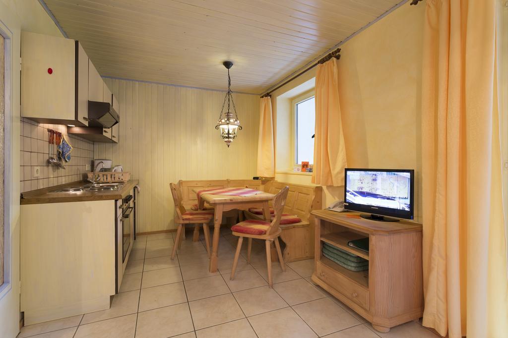 Hotel Pfeiffermuehle Wertach Bagian luar foto